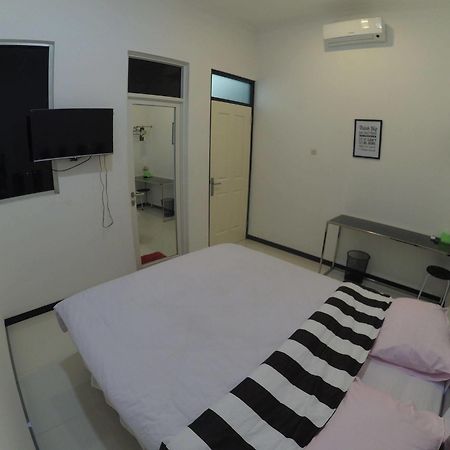 Mess Inn Семаранг Экстерьер фото